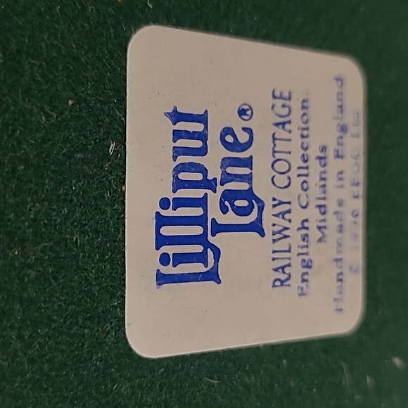 Lilliput Lane "Railway cottage " 1996. handmade in England - Picture 6 of 6